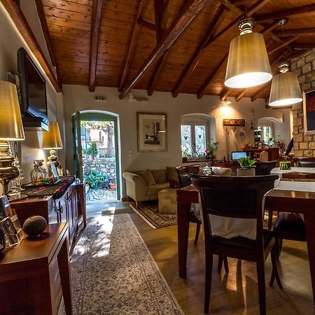 Enastron Guesthouse Dimitsana Dış mekan fotoğraf